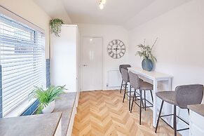 Host Stay Marshlands