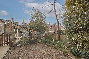 Host Stay Rose Cottage Pickering