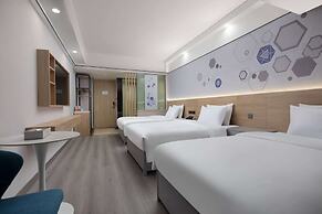 Microtel by Wyndham Kunming Guandu