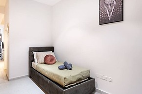 St Angelo Boutique Living