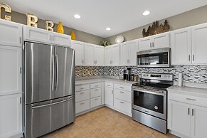 Cheyenne River Ranch with Hot Tub