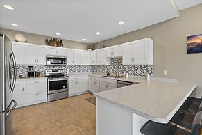 Cheyenne River Ranch with Hot Tub