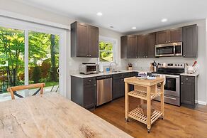 Little Sycamore by Avantstay Premier Location