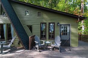 Honeycomb Hideaway by Avantstay Rustic Retreat