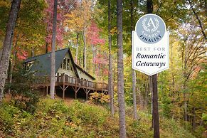 Honeycomb Hideaway by Avantstay Rustic Retreat