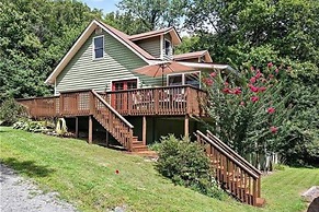 Hickory Nut Hideaway by Avantstay Mountain Views