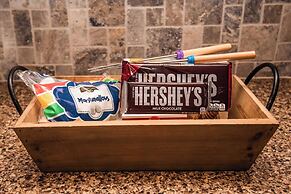 Hickory Nut Hideaway by Avantstay Mountain Views