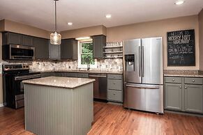 Hickory Nut Hideaway by Avantstay Mountain Views