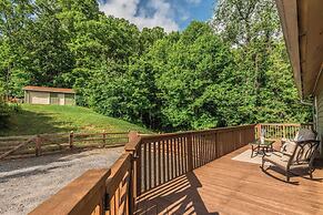 Hickory Nut Hideaway by Avantstay Mountain Views