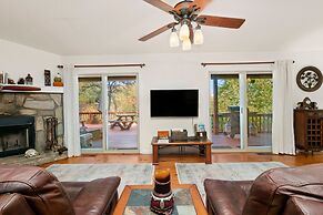 Smoky Mountain Mecca by Avantstay Mountain Views