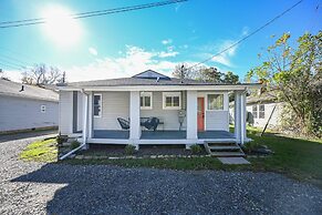 Sweet Carolina by Avantstay Near Black Mountain