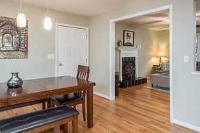 Asheville Cottage Retreat by Avantstay A+ Charm