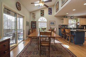 Creekside Mountain by Avantstay Private Sauna