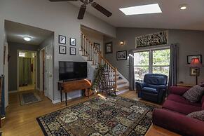 Creekside Mountain by Avantstay Private Sauna