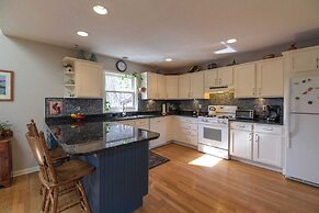 Creekside Mountain by Avantstay Private Sauna