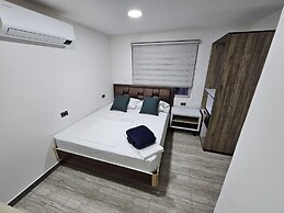 Cra. 81 No. 37d - 17