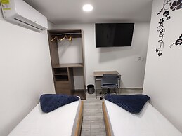 Cra. 81 No. 37d - 17