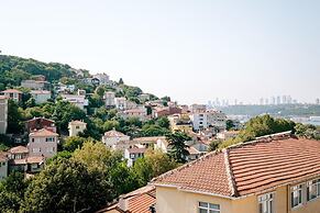 Stunning Sea View Loft 5 min to Park in Kuzguncuk
