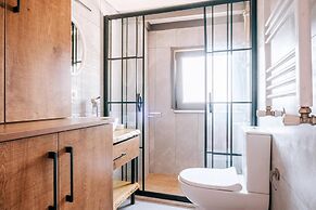 Stunning Sea View Loft 5 min to Park in Kuzguncuk