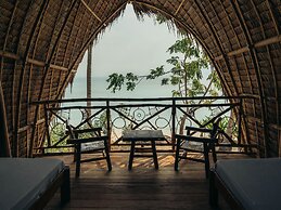 Isla - The Isla Experience