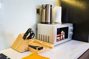 Convinia Luxury The Peak Midtown