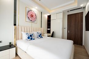 Convinia Luxury The Peak Midtown