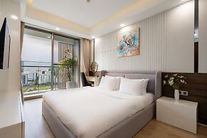 Convinia Luxury The Peak Midtown