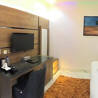 Hotel by Luxury L'auberge