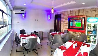 Hotel by Luxury L'auberge