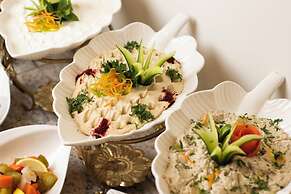 Luciana Hotel by FHM