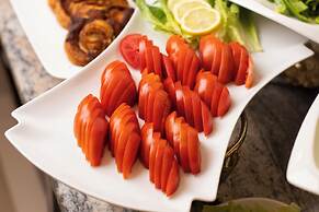 Luciana Hotel by FHM