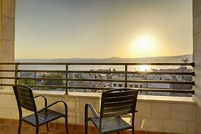 Luciana Hotel by FHM