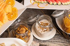 Luciana Hotel by FHM