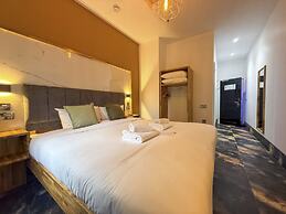 The Arundell Hotel