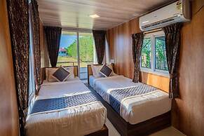 Dusk and Dawn Beach Resort