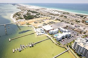 Hermitage 309 2 Bedroom Condo by RedAwning