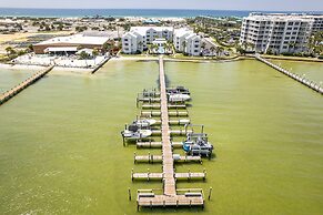 Hermitage 309 2 Bedroom Condo by RedAwning