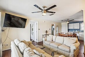 Hermitage 309 2 Bedroom Condo by RedAwning