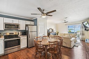 Hermitage 309 2 Bedroom Condo by RedAwning