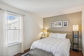 Hermitage 309 2 Bedroom Condo by RedAwning