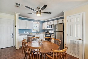 Hermitage 309 2 Bedroom Condo by RedAwning