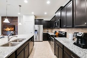 Modern Townhome W Private Pool Windsor At Westside 5 Bedroom Townhouse