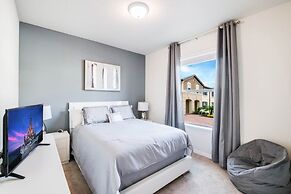 Modern Townhome W Private Pool Windsor At Westside 5 Bedroom Townhouse