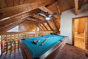 An Affair To Remember 1 Bedroom Cabin by Heavenly Views Resort