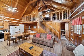 An Affair To Remember 1 Bedroom Cabin by Heavenly Views Resort