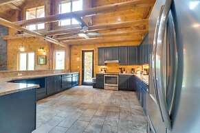 Sensational Views 4 Bedroom Cabin by Heavenly Views Resort