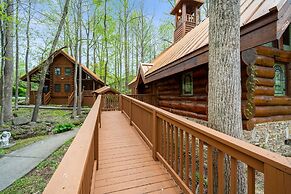 Parkway Treasure 3 Bedroom Cabin by Heavenly Views Resort