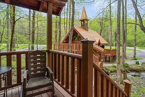 Parkway Treasure 3 Bedroom Cabin by Heavenly Views Resort