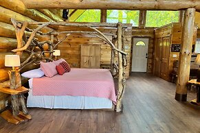 Elkmont Views Cabin by Heavenly Views Resort