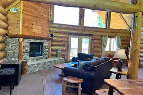 Elkmont Views Cabin by Heavenly Views Resort